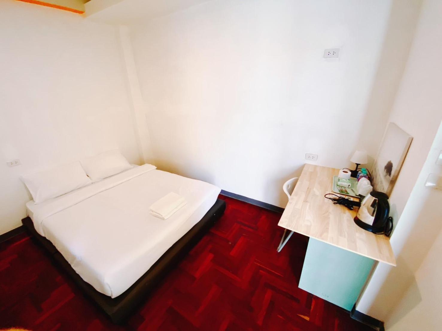 Go Inn Silom Bts Surasak X โกอินน์ สีลม บีทีเอส สถานีสุรศักดิ์ Bangkok Buitenkant foto