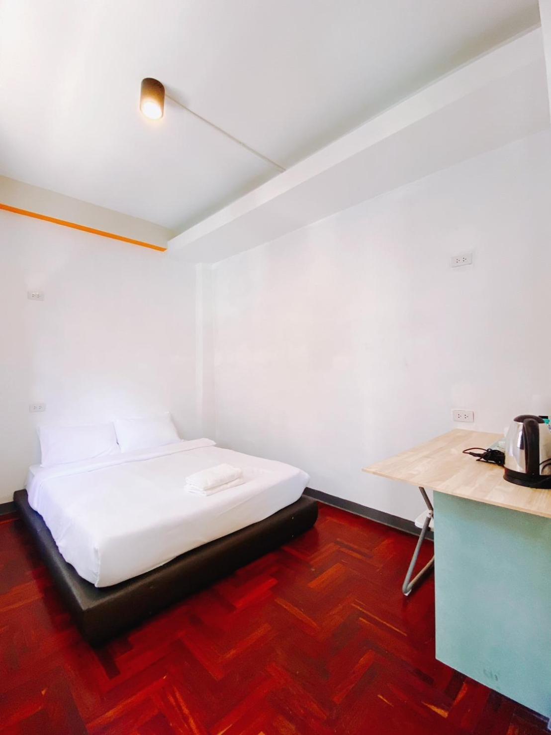 Go Inn Silom Bts Surasak X โกอินน์ สีลม บีทีเอส สถานีสุรศักดิ์ Bangkok Buitenkant foto